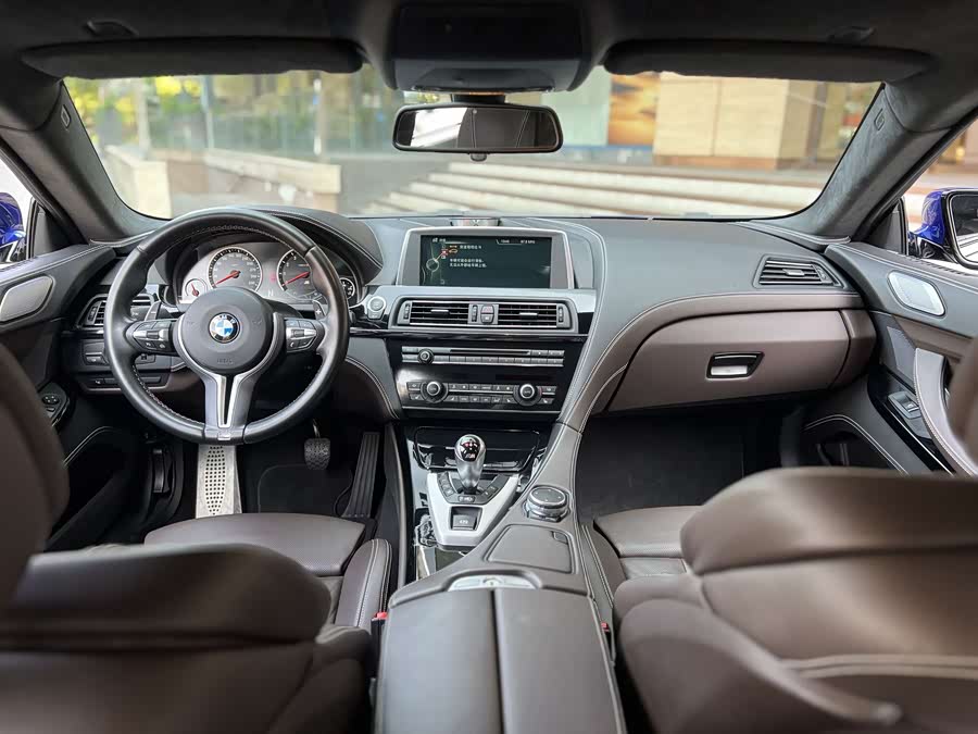 BMW M6 2015 car image #19