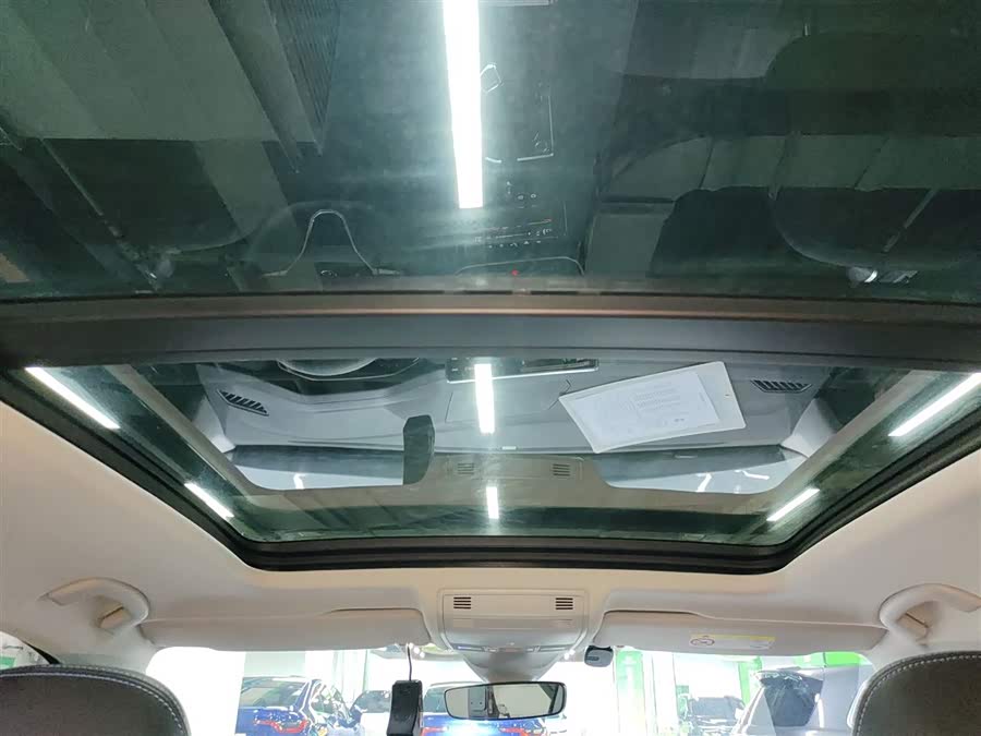 Volkswagen Tayron GTE 2023 car image #19