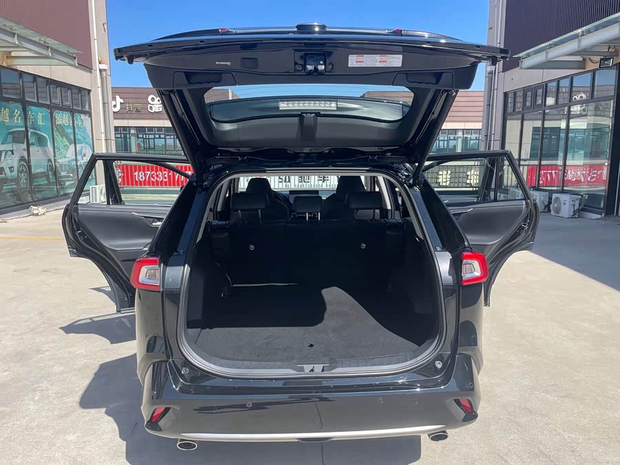 Toyota Wildlander New Energy 2023 #19 Toyota Wildlander New Energy 2023 car image #19