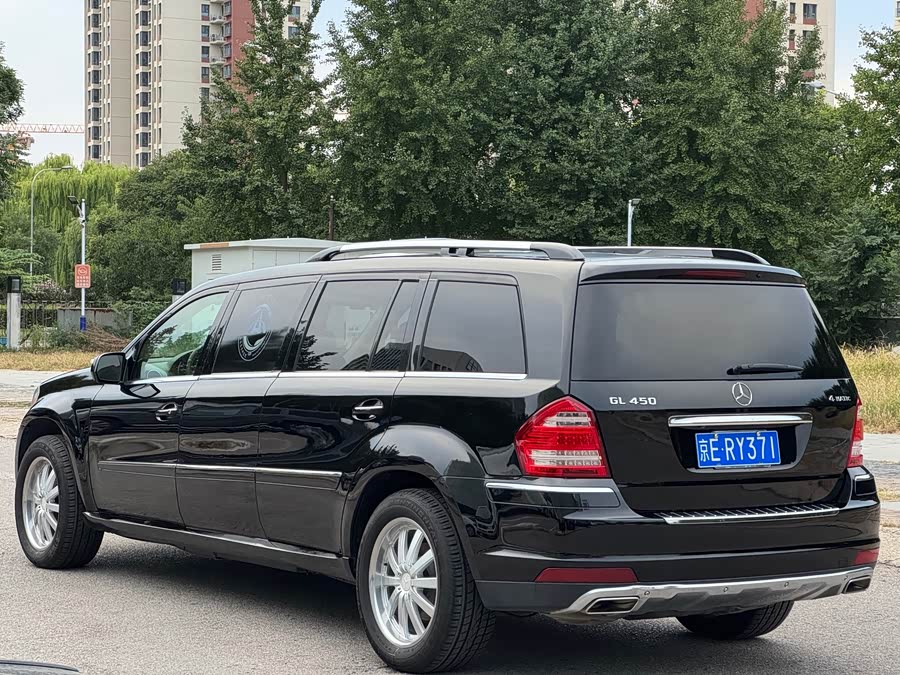 Mercedes-Benz GL Class 2011 car image #19