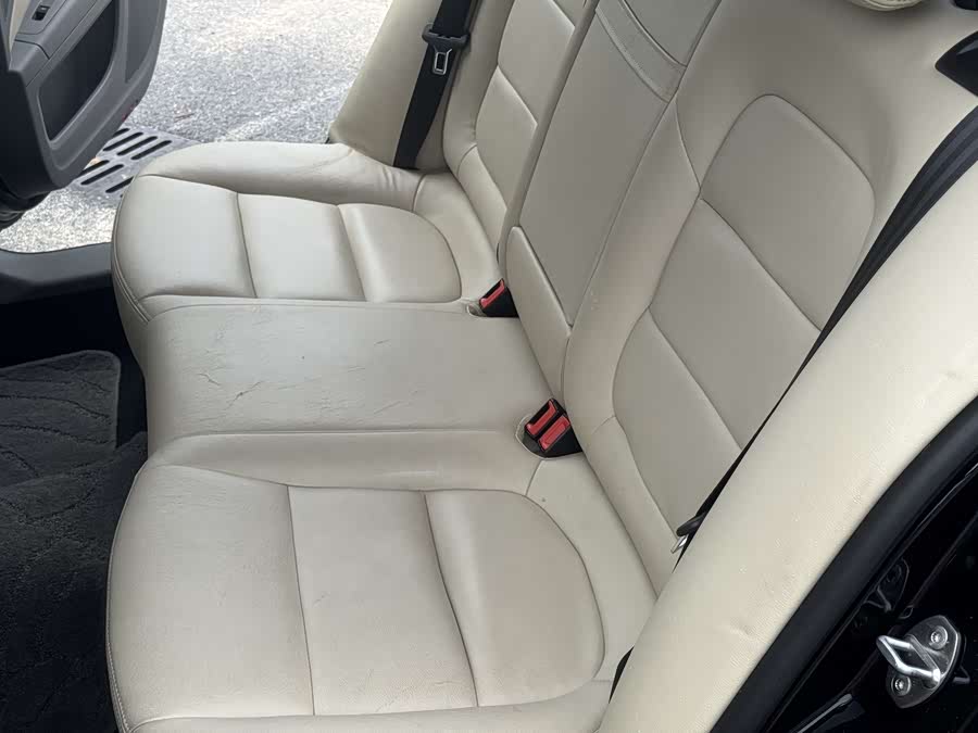 Skoda Superb 2013 car image #19