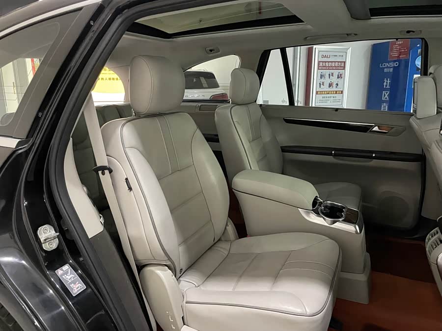 Mercedes-Benz R Class 2013 #19 Mercedes-Benz R Class 2013 car image #19