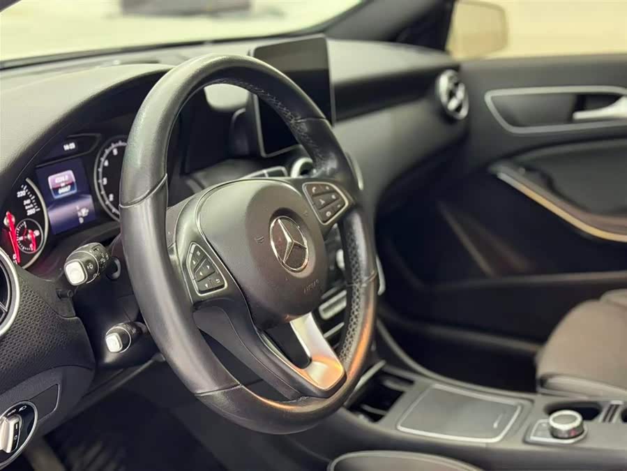 Mercedes-Benz A Class (Imported) 2018 car image #19