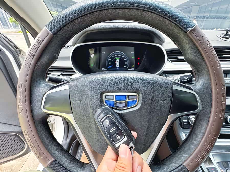 GEELY Emgrand New Energy 2018 #19 GEELY Emgrand New Energy 2018 car image #19