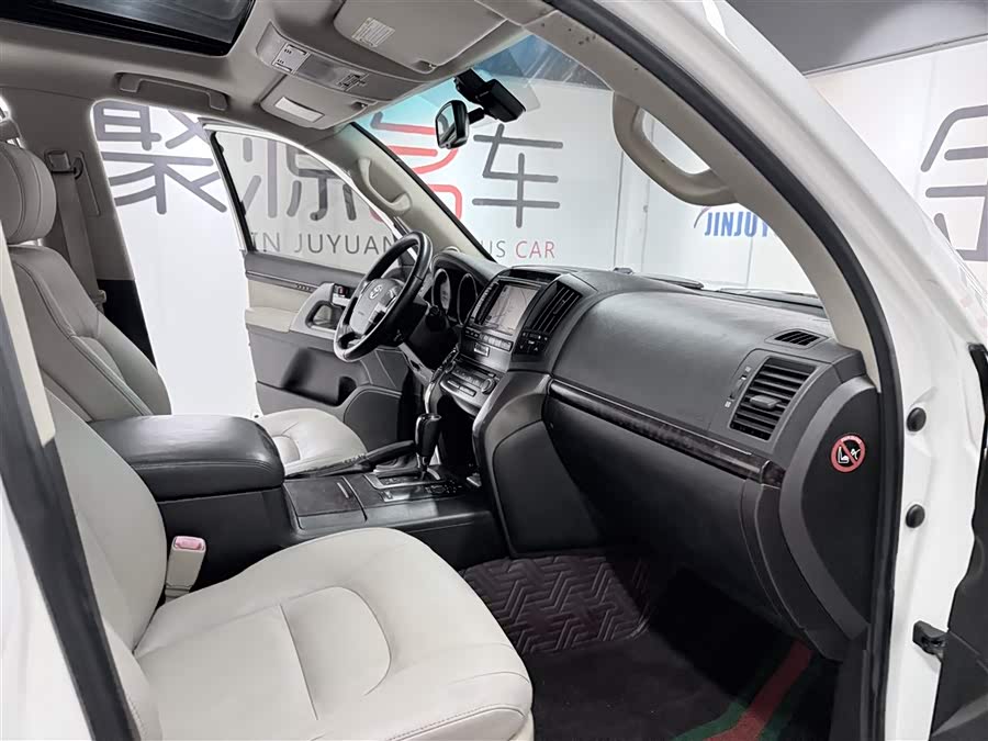 Toyota Land Cruiser 2009 #19 Toyota Land Cruiser 2009 car image #19