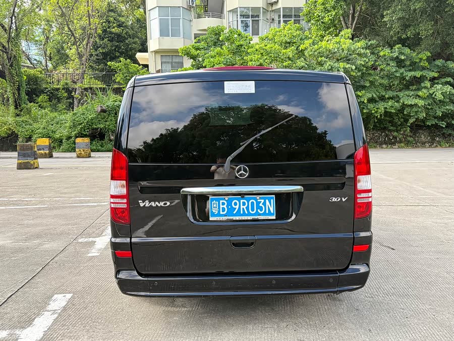 Mercedes-Benz Viano 2016 imagen de coche #19