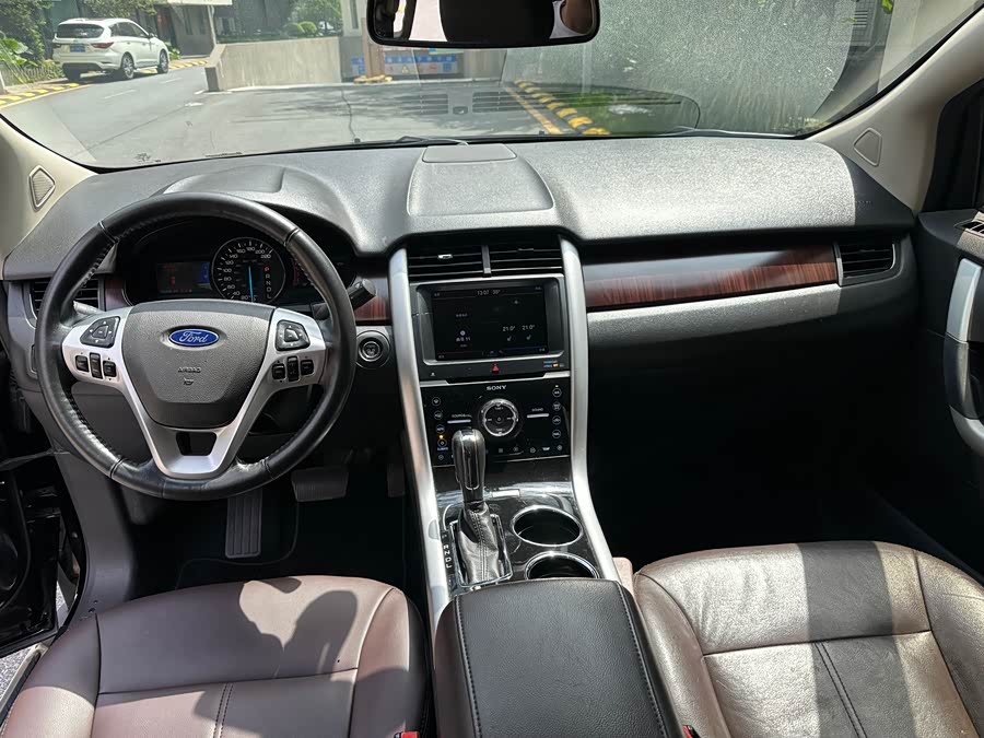 Ford Edge (Imported) 2012 صورة سيارة #19