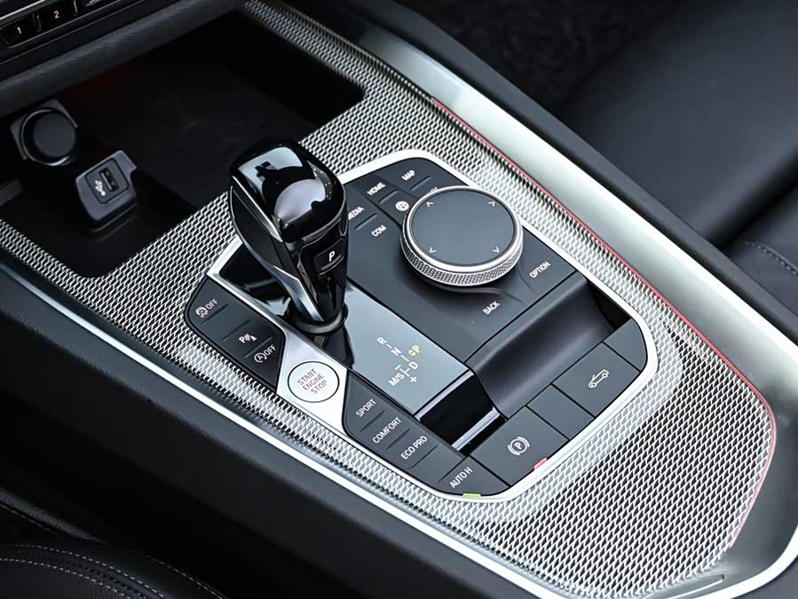 BMW Z4 2023 immagine di auto #19