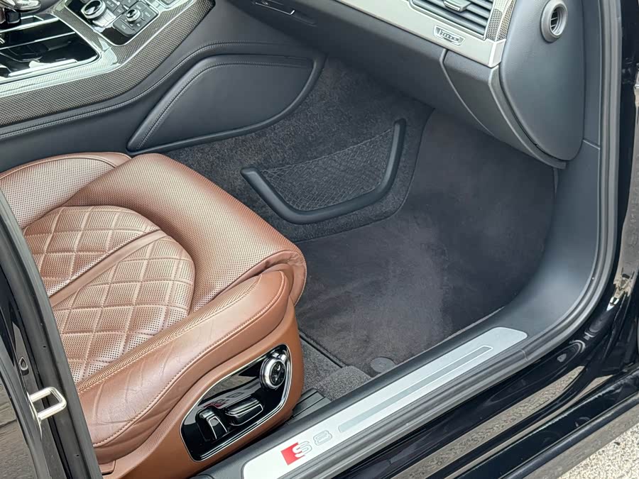 Audi S8 2014 #19 Audi S8 2014 car image #19