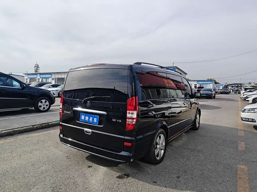 奔驰 唯雅诺 2016 汽车图片 #19