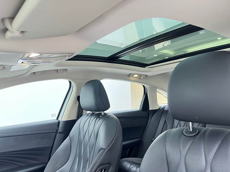 Roewe D7 2023 imagem de carro #19