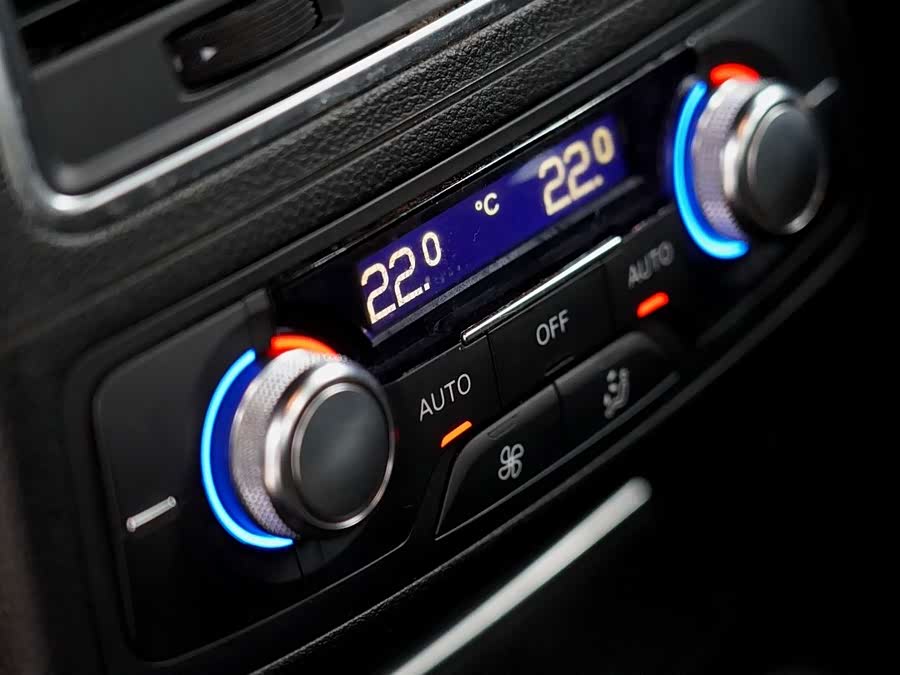 Audi S6 2014 imagem de carro #19