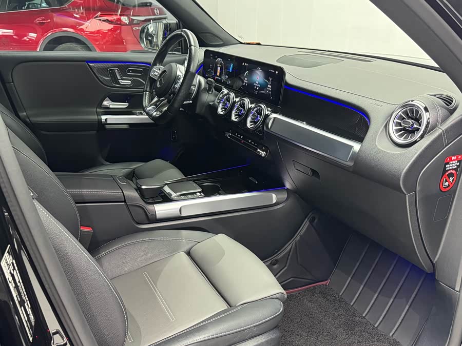 Mercedes-Benz GLB AMG 2022 #19 Mercedes-Benz GLB AMG 2022 car image #19