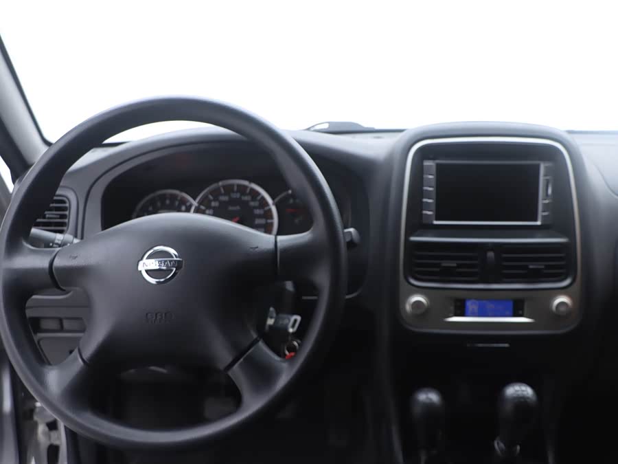 日产 日产帕拉丁 2016 汽车图片 #19