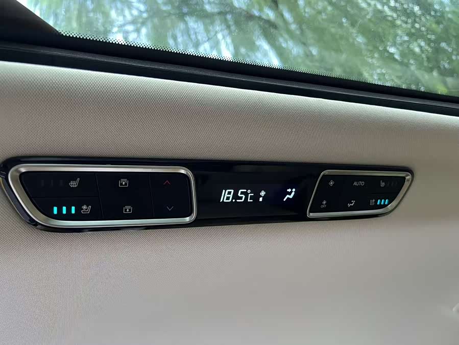 GAC Trumpchi E8 New Energy 2024 #19 GAC Trumpchi E8 New Energy 2024 immagine di auto #19