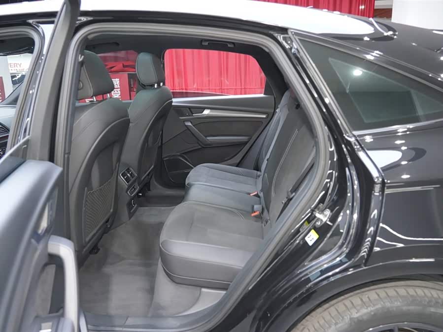 Audi Q5L Sportback 2023 car image #19