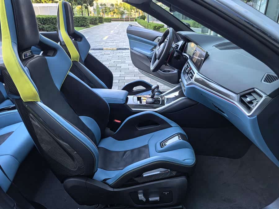 BMW M4 2022 car image #19