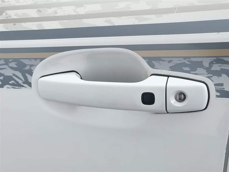 丰田 兰德酷路泽 2013 汽车图片 #19