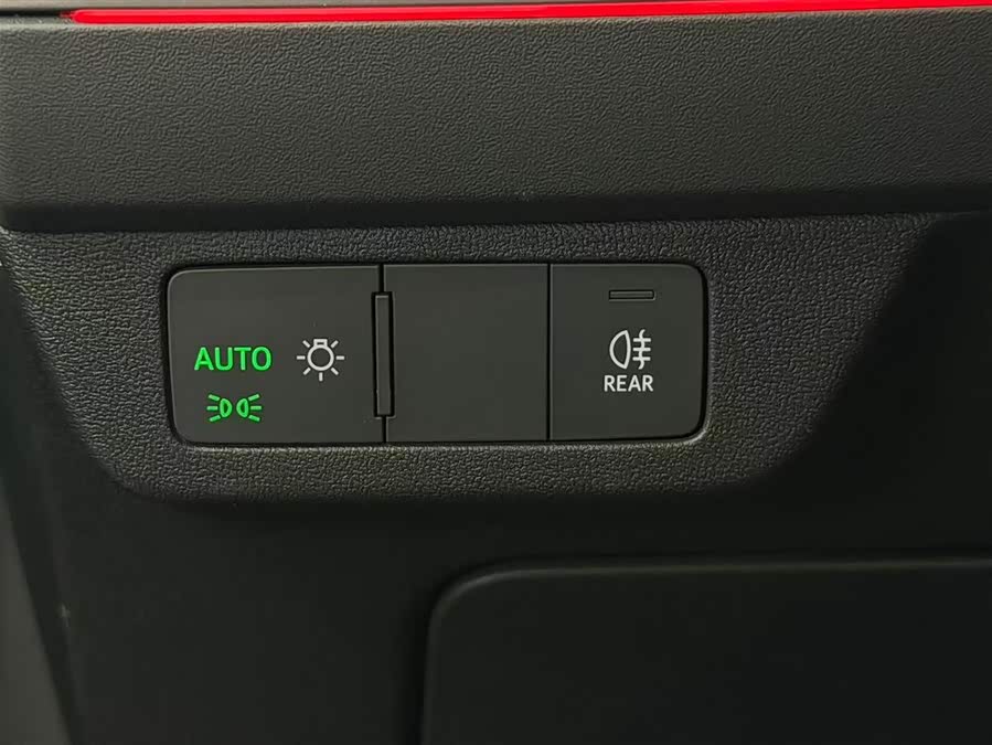 Audi Q4 e-tron 2024 immagine di auto #19