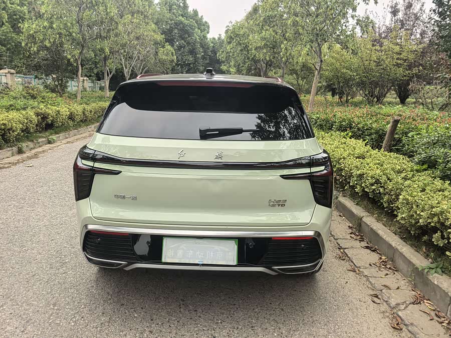 HongQi HS3 2023 صورة سيارة #19