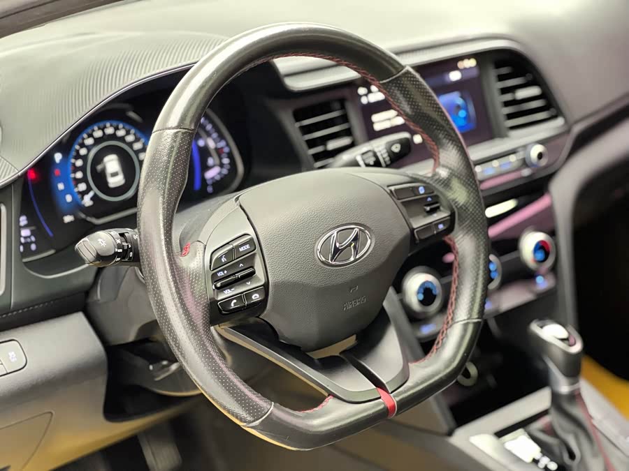 Hyundai C3R 2020 car image #19