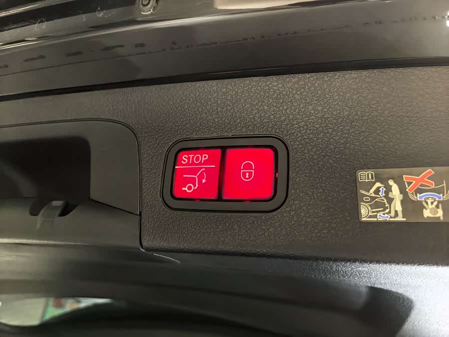 Mercedes-Benz GLS Class 2022 #19 Mercedes-Benz GLS Class 2022 car image #19