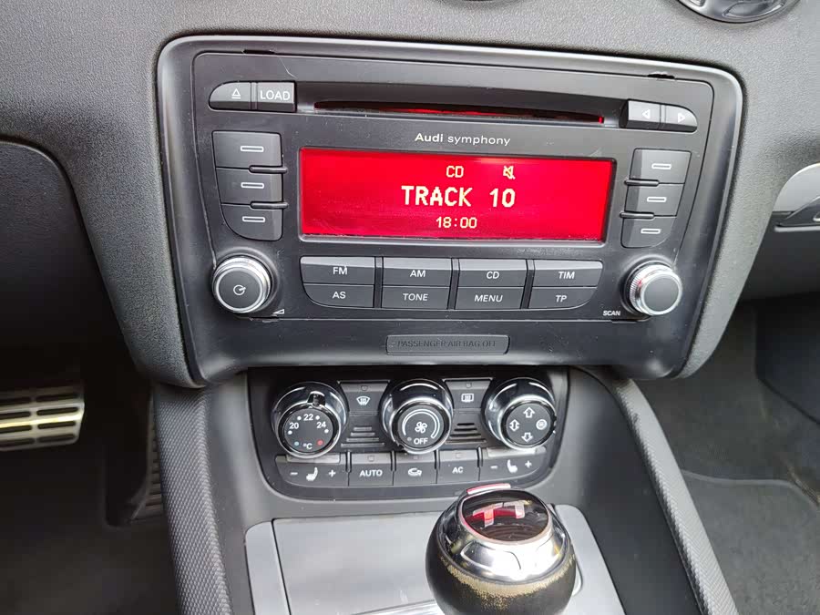 Audi TT 2009 #19 Audi TT 2009 car image #19