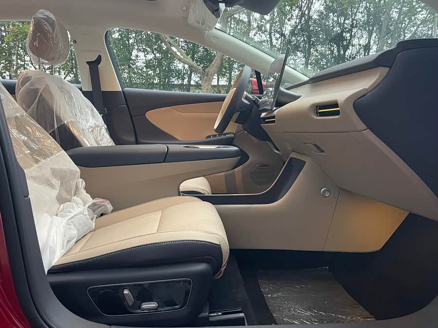 HongQi TianGong 05 2025 #19 HongQi TianGong 05 2025 car image #19