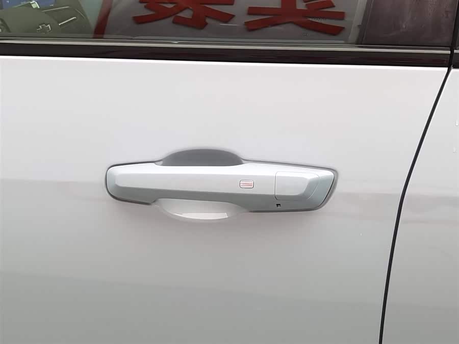 Chevrolet Equinox Plus 2024 car image #19