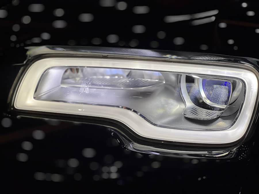 劳斯莱斯 古思特 2017 汽车图片 #19