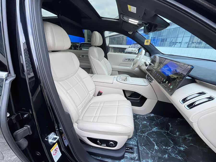 Deepal S09 2025 car image #19