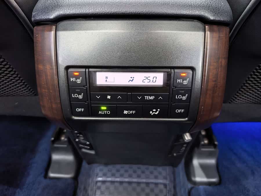 Toyota Land Cruiser Prado 2017 #19 Toyota Land Cruiser Prado 2017 car image #19