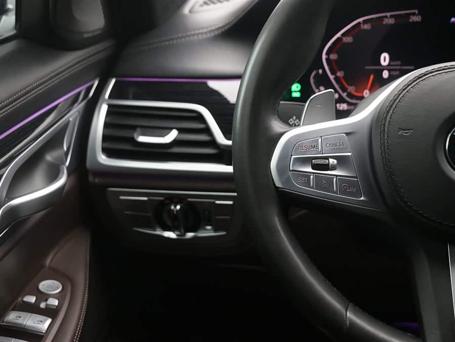 BMW i4 M50 2020 car image #19