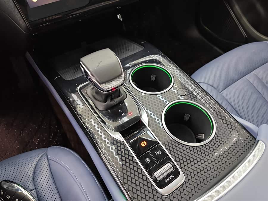 HongQi HS3 2023 #19 HongQi HS3 2023 car image #19