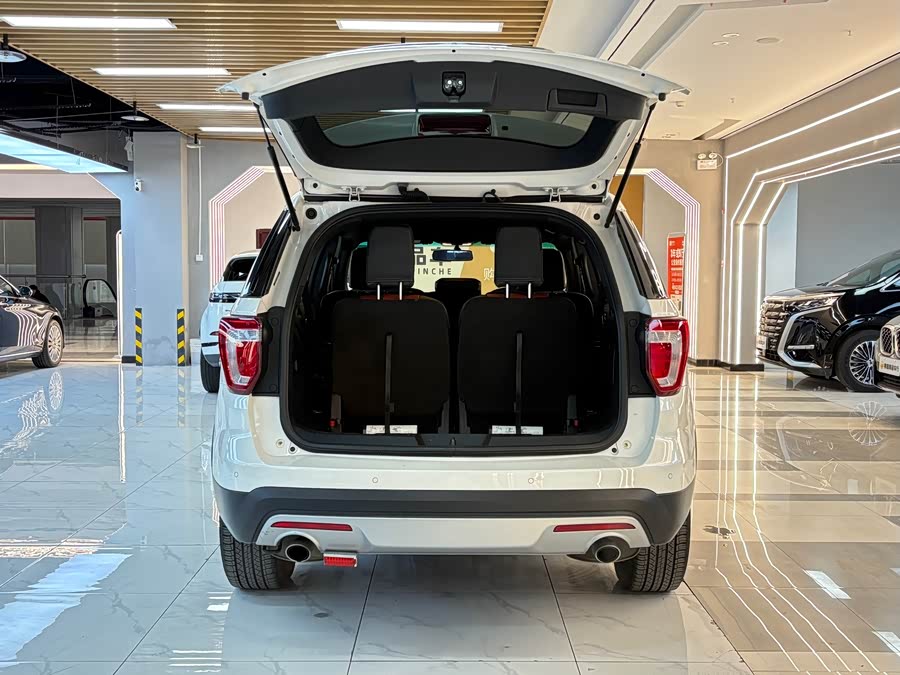 Ford Explorer (Imported) 2016 #19 Ford Explorer (Imported) 2016 car image #19