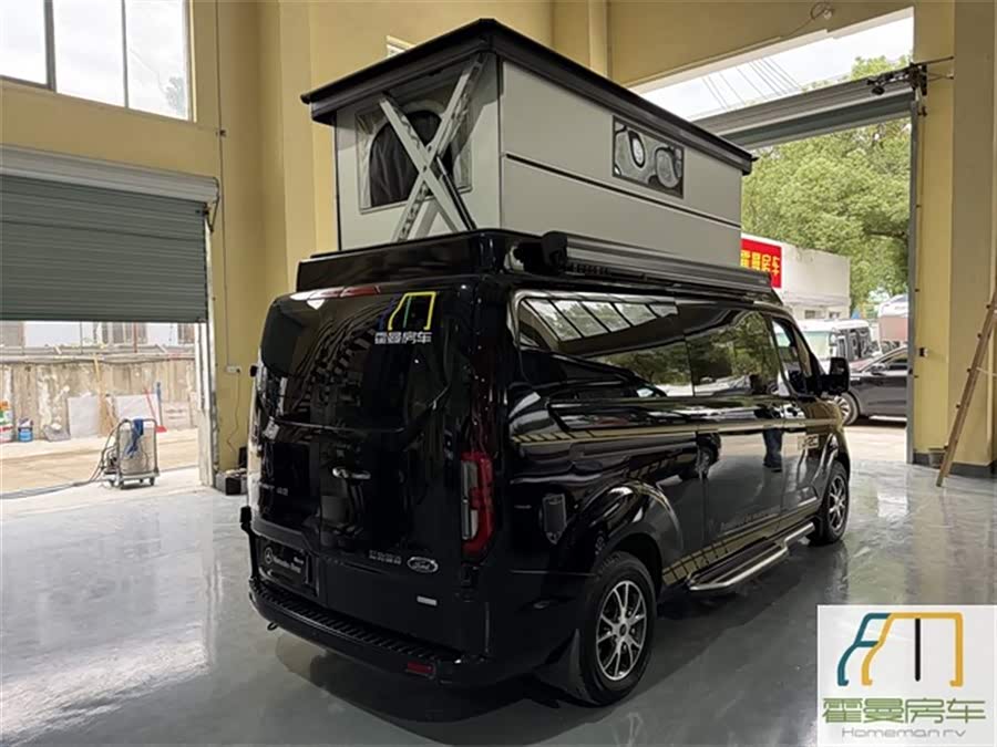 Ford Transit 2023 car image #19