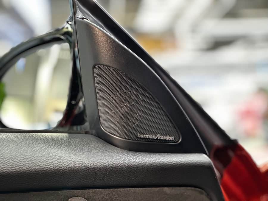 BMW 1 Series M 2013 car image #19