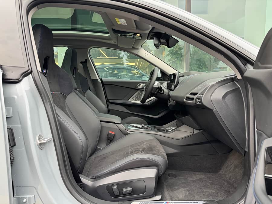 BMW 2 Series صورة سيارة #19