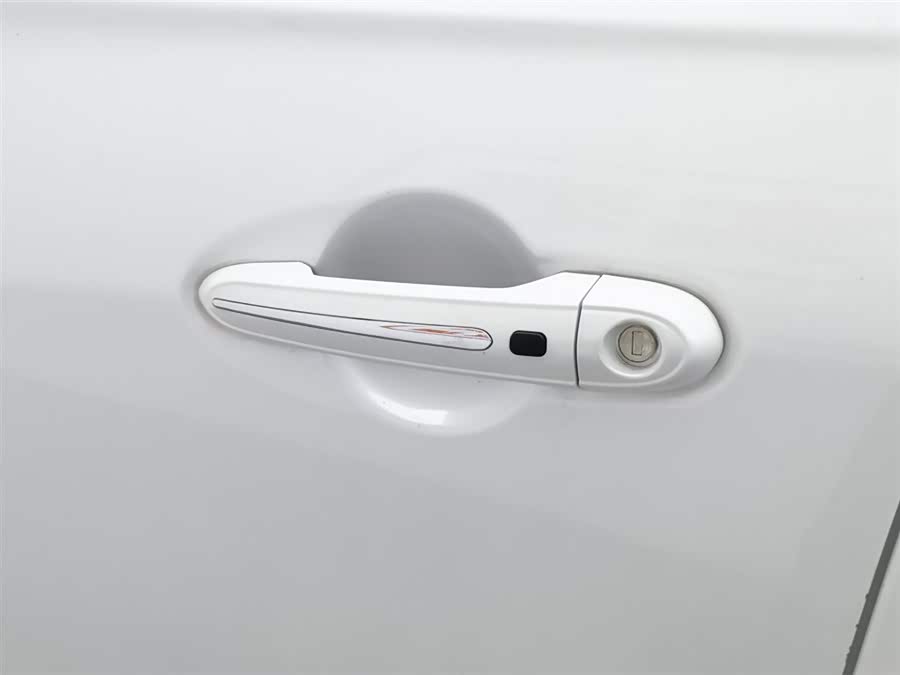 哪吒汽车 哪吒N01 2019 汽车图片 #19