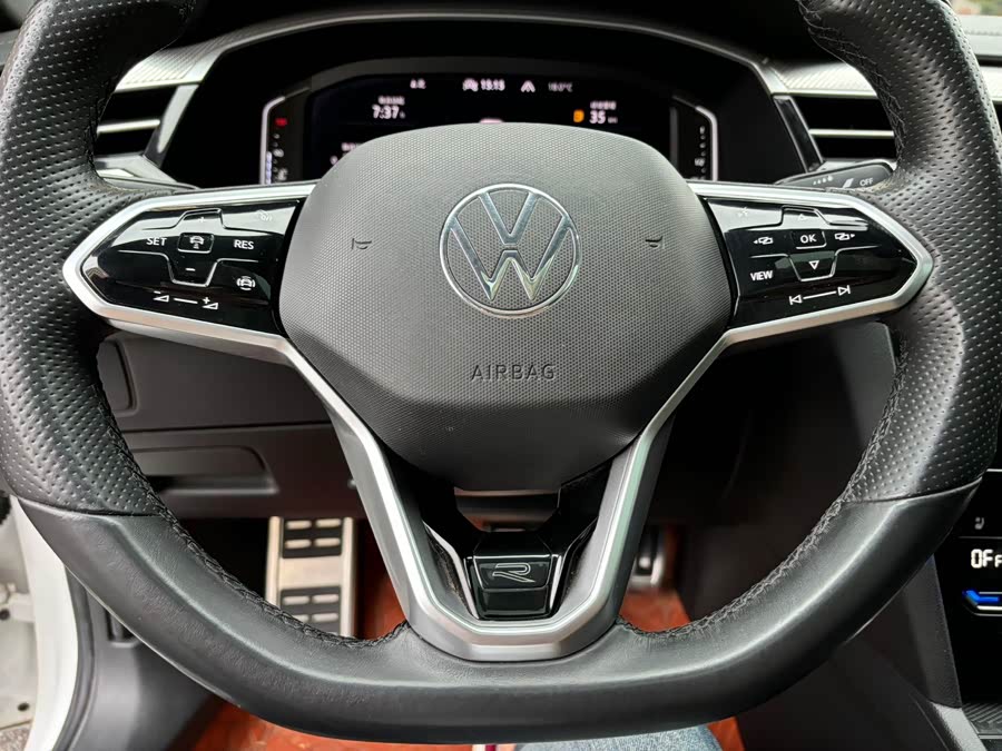 Volkswagen CC (FAW-Volkswagen) 2021 car image #19