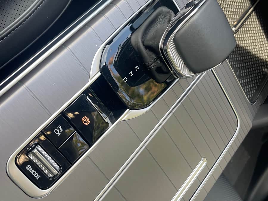 HongQi HS7 PHEV 2024 #19 HongQi HS7 PHEV 2024 car image #19