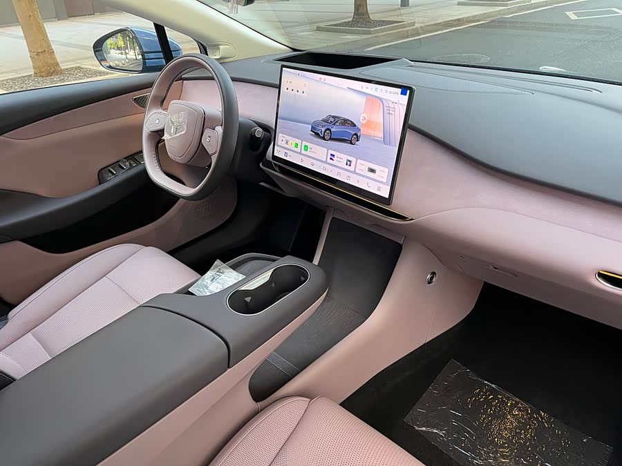 HongQi TianGong 05 2025 #19 HongQi TianGong 05 2025 car image #19