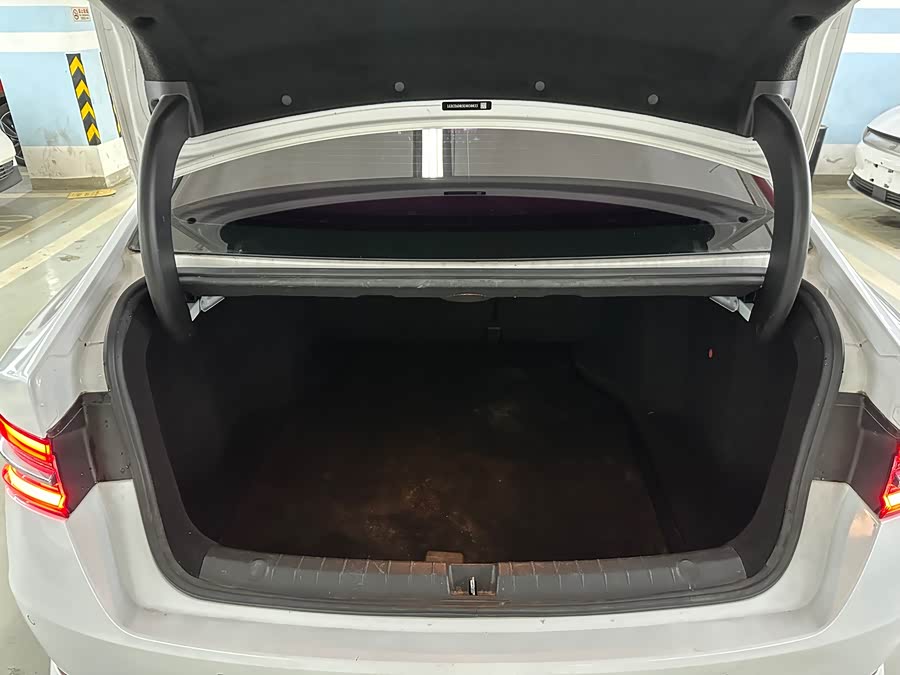 BYD Qin Pro New Energy 2019 #19 BYD Qin Pro New Energy 2019 car image #19