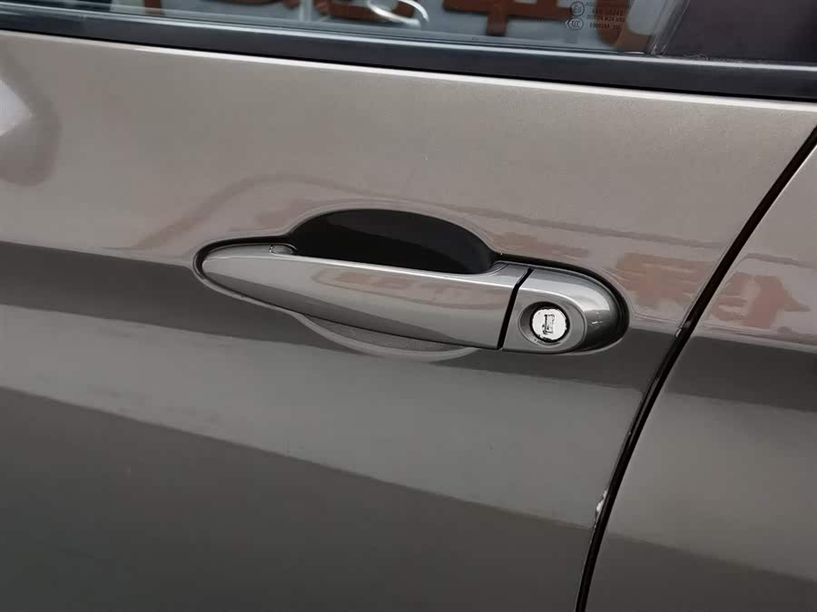 BMW X1 (Imported) 2013 car image #19