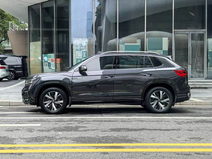 Volkswagen Tayron GTE 2020 car image #19