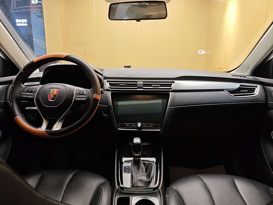 Roewe i5 2020 car image #19