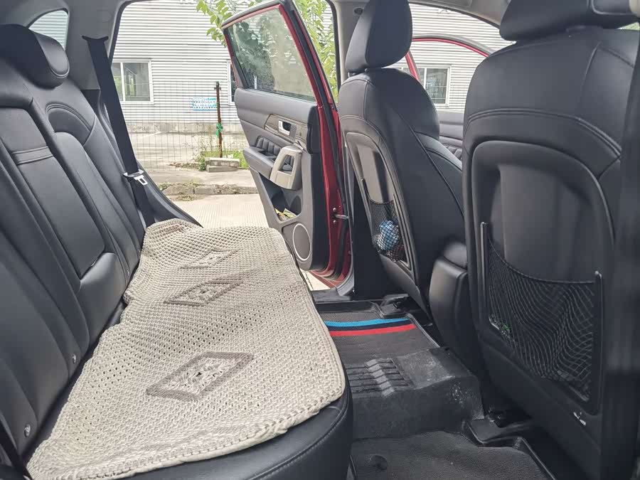 Haval H2 2015 immagine di auto #19