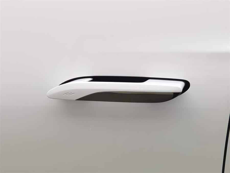 HongQi EH7 2024 #19 HongQi EH7 2024 car image #19