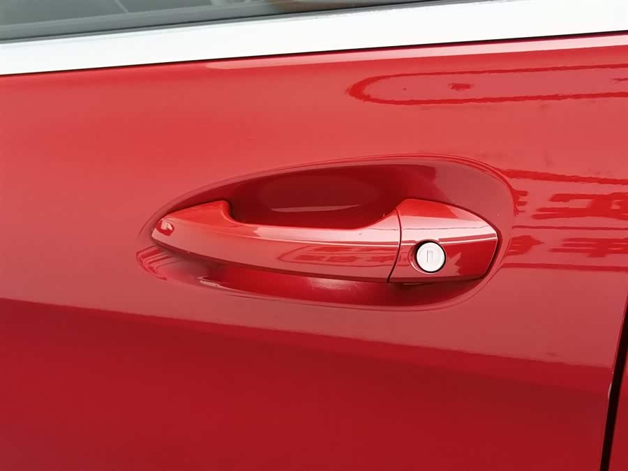 Mercedes-Benz B Class 2017 car image #19