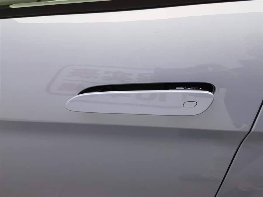 BYD Sea Lion 07 EV 2025 car image #19